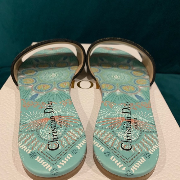 SOLD-Dior Dway Slide Sz. 39 - Picture 3 of 6